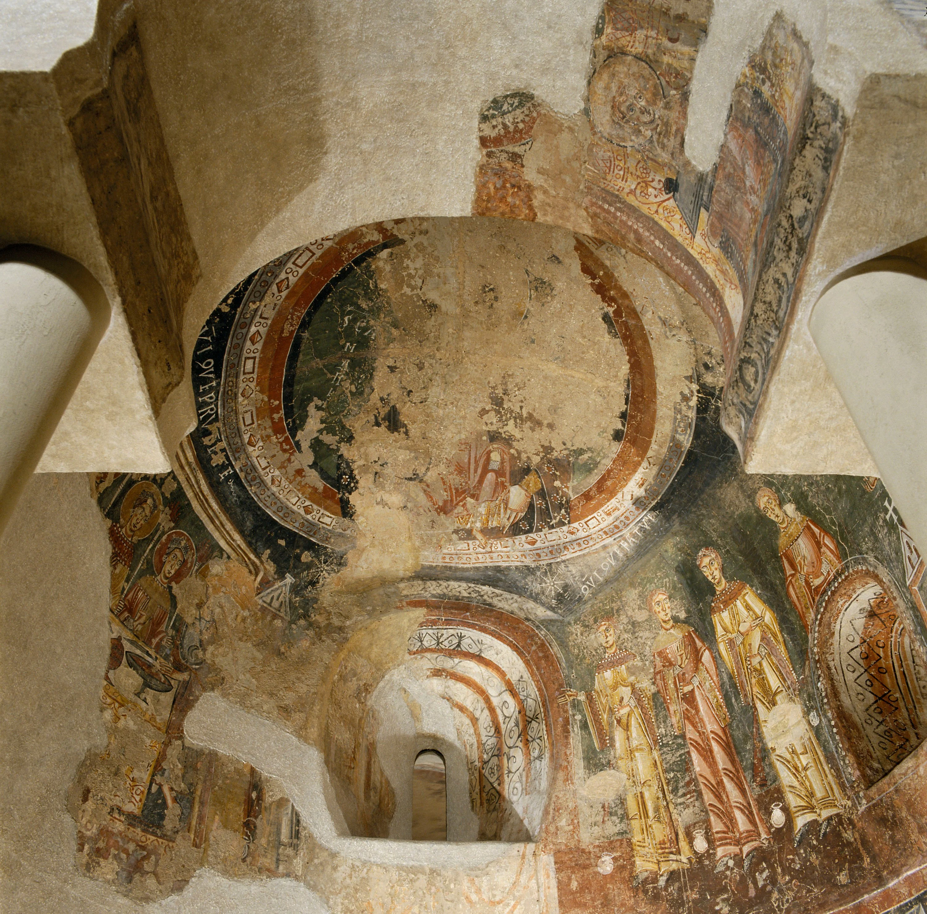 Interior Iglesia de Sant Quirze